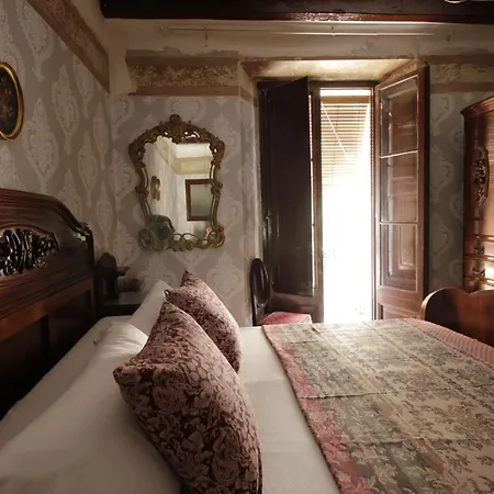 La Cantonada Holiday home Riudecanyes