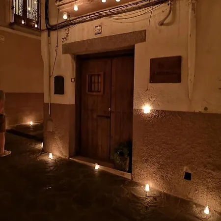 La Cantonada *