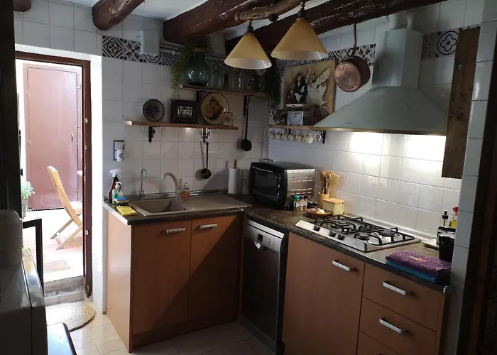 La Cantonada *